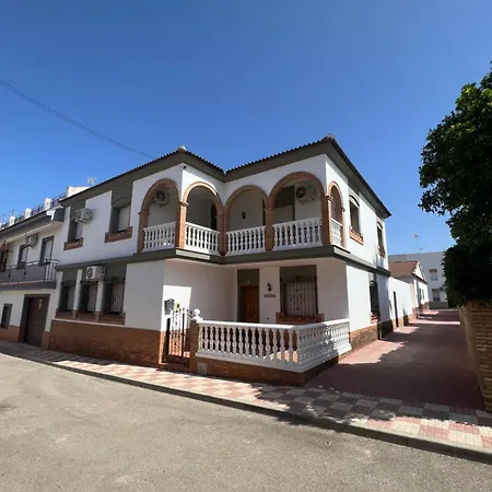 Casa Grande En Cordoba, Pueblo De , 6 Holiday home *