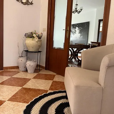 Casa Grande En Cordoba, Pueblo De , 6 Holiday home *